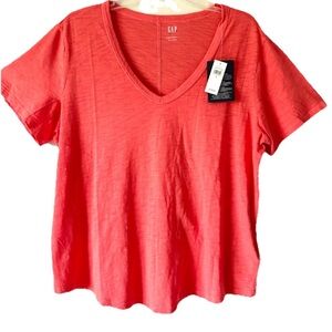 NWT GAP Forever Soft V-neck Tee Size L